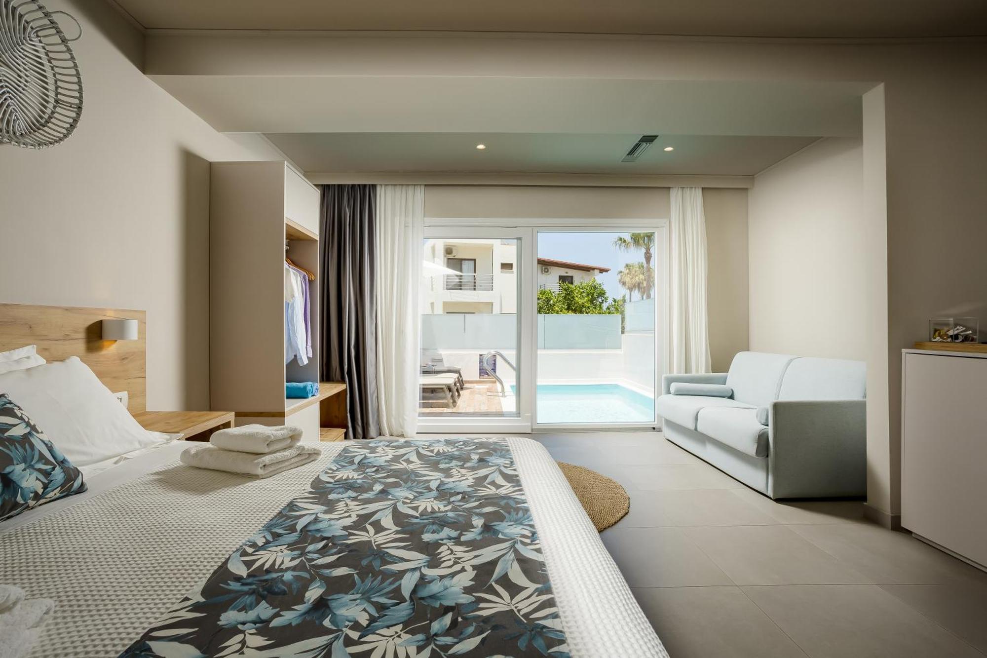 Sarpidon Suites Agia Marina  Exterior photo